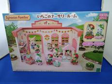 シルバニアファミリー いちごのナーサリールーム|エポック社