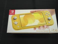 ニンテンドーSWITCHライト　イエロー|ニンテンドー