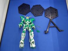 MG ユニコーンガンダム 結晶VER ジャンク扱い|バンダイ