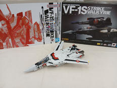 VF-1S ストライクバルキリー|BANDAI