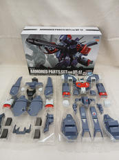 VF-1J対応アーマードパーツセット|BANDAI