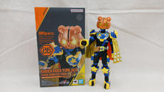 仮面ライダーパンクジャックフィーバーモンスターフォーム|BANDAI