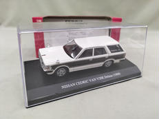 1/43Y30セドリックバン後期型|青島文化教材社