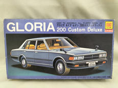 グロリア 4ドア セダン|オオタキ