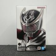 仮面ライダー龍騎|BANDAI