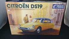 1/24 Citroen DS19|EBBRO