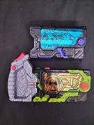 シャイニングホッパープログライズキー|BANDAI