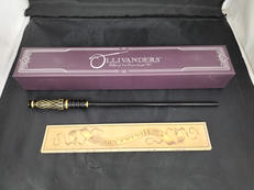 黒壇とユニコーンのたてがみの杖|USJ