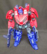 オプティマスプライム|TAKARA TOMY