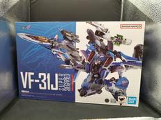 マクロス　VF-31Jスーパージークフリード|バンダイ