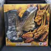 S.H.MONSTERARTS|BANDAI
