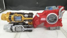 ハザードトリガー&フルフルラビットタンクボトル|BANDAI