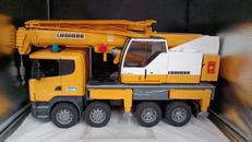 SCANIA LH クレーン|BRUDER