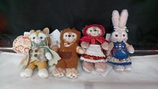 ぬいぐるみバッジ4体セット|DISNEY