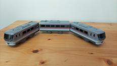 西武鉄道10000系 ニューレッドアロー|TAKARA TOMY