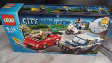 LEGO　スポーツカーとポリスパトロール|LEGO