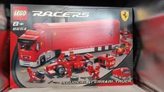 スクーデリア・フェラーリ F1トランスポーター|LEGO