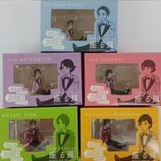 座る嵐|キタンクラブ