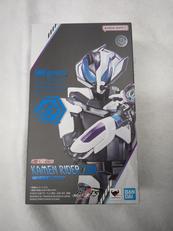 仮面ライダージーン|BANDAI