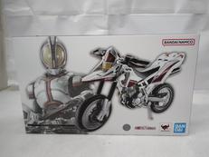 オートバジン(ビークルモード)|BANDAI