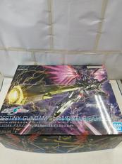 デスティニーガンダムSPECⅡ＆ゼウスシルエット|バンダイ