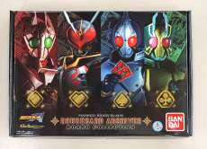 ラウズカードアーカイブス BOARD COLLECTION|BANDAI