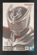 仮面ライダー龍騎|BANDAI