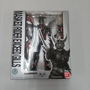 エクシードギルスS.H.Figuarts|BANDAI