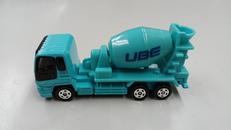 UBE　コンクリートミキサー車|TAKARA TOMY