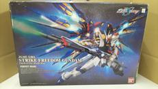 PGストライクフリーダムガンダム|BANDAI