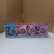 ガッチャード&ギーツ&リバイスライドウオッチ|BANDAI