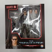 MAFEX T-800|メディコム・トイ