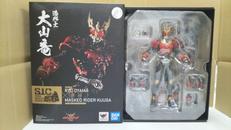 S.I.C. 仮面ライダークウガ マイティフォーム|バンダイ