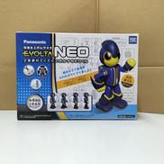 2足歩行てくてくエボルタNEOくん|TAKARA TOMY