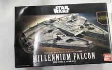 ミレニアムファルコン|BANDAI