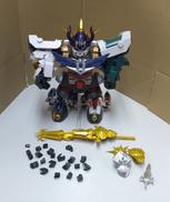 ガンジェノサイダー完成セット|BANDAI