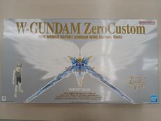 PG XXXG-00W0 ウイングガンダムゼロカスタム|BANDAI