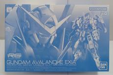RG ガンダムアヴァランチエクシアダッシュ|BANDAI
