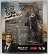 BRUCE WAYNE|メディコム・トイ