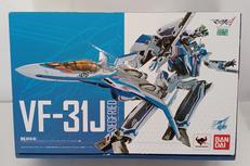 VF-31J ジークフリード (ハヤテ・インメルマン機)|バンダイ