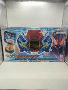 仮面ライダーリバイス|BANDAI