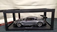 アストンマーチン　DBR9 プレーンボディバージョン|AUTOart