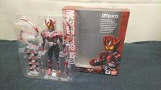 仮面ライダーアギト　バーニングフォーム|バンダイ