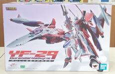 YF-29 デュランダルバルキリー(早乙女アルト機)|バンダイ