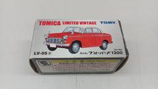 トミカリミテッドビンテージ　ダットサン|TOMY