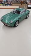 1/18 アストンマーチン　DB4 GT ザガート|CMC