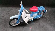 1/10 ホンダスーパーカブ|EBBRO