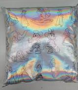 ディズニー クッション|読売新聞