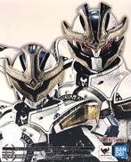 S.H.Figuarts仮面ライダーイクサ|BANDAI