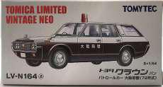 トヨタ クラウンバン パトロールカー 大阪府警 72年式|TOMY TEC